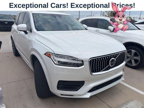 Ice White 2021 Volvo XC90 T6 Momentum 7 Passenger