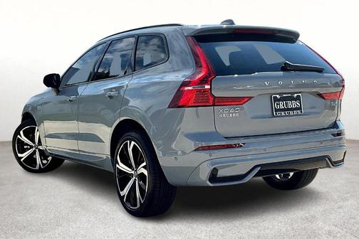 2025 Volvo XC60 Plug-In Hybrid T8 Ultra