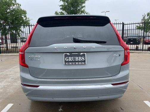 2025 Volvo XC90 B6 Plus 7 Passenger