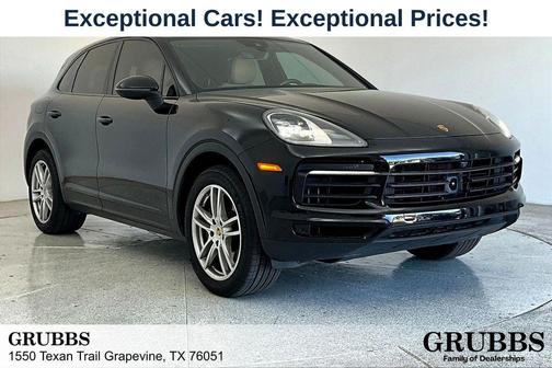 2022 Porsche Cayenne Base