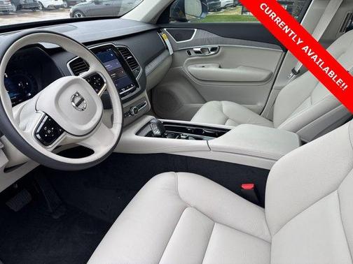 2025 Volvo XC90 B6 Plus 6 Passenger
