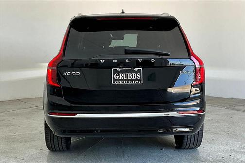 2025 Volvo XC90 B6 Plus 7-Seater