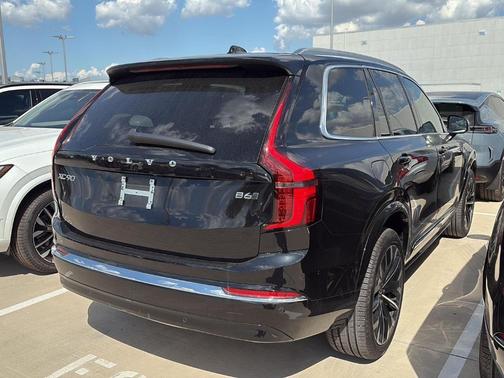 2025 Volvo XC90 B6 Plus 7-Seater