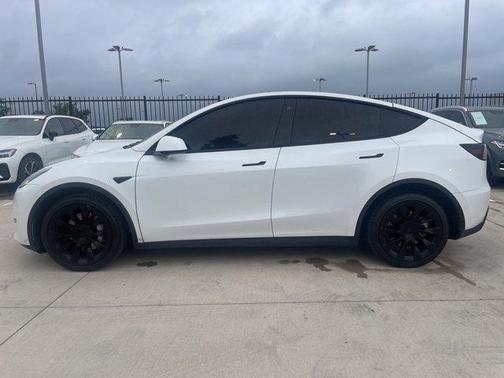 2020 Tesla Model Y Long Range