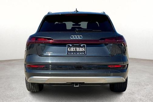 2019 Audi e-tron Premium Plus