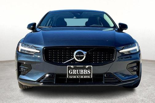 2025 Volvo S60 B5 Plus
