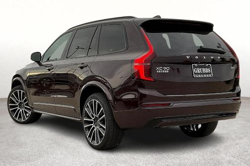 2026 Volvo XC90 B6 Ultra Dark Theme 7-Seater