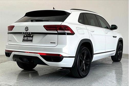 2022 Volkswagen Atlas Cross Sport 3.6 V6 SEL R-Line Black