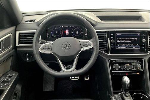2022 Volkswagen Atlas Cross Sport 3.6 V6 SEL R-Line Black