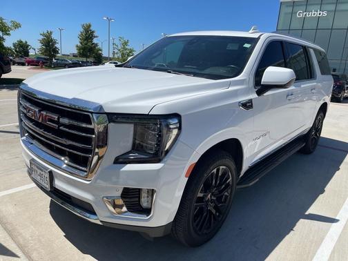 2022 GMC Yukon XL SLT
