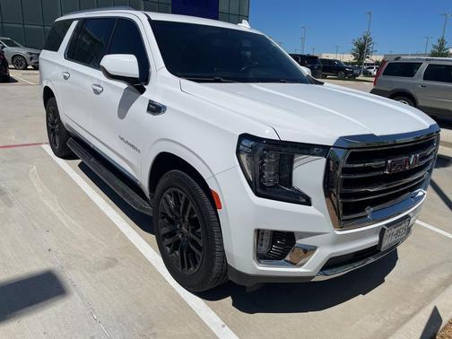 2022 GMC Yukon XL SLT