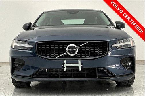2025 Volvo S60 B5 Plus