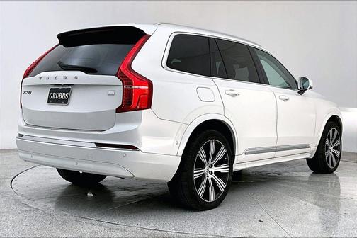 2023 Volvo XC90 Recharge Plug-In Hybrid T8 Plus Bright Theme 7 Passenger