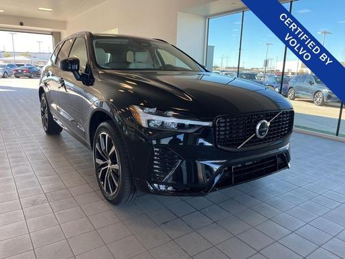 2025 Volvo XC60 B5 Plus