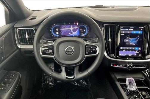 2024 Volvo S60 B5 Plus Black Edition