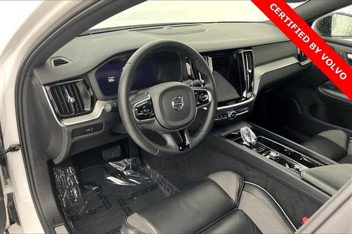 2024 Volvo S60 B5 Plus Black Edition