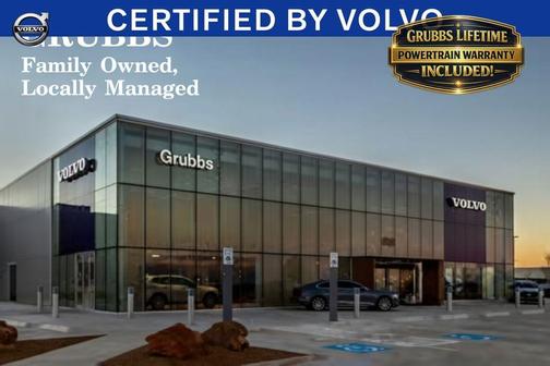 Crystal White 2024 Volvo XC90 B6 Ultimate Bright Theme 7-Seater