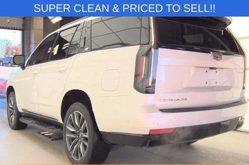 2023 Cadillac Escalade Sport