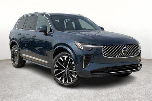 2025 Volvo XC90 B6 Plus 7-Seater