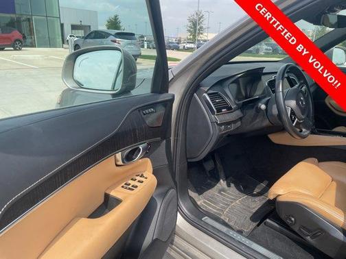 2021 Volvo XC90 T6 Inscription 7 Passenger