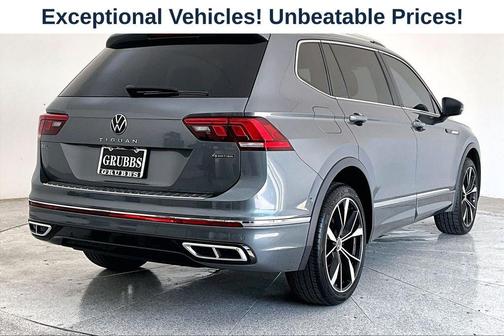 Platinum Gray Metallic 2022 Volkswagen Tiguan 2.0T SEL R-Line
