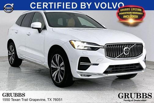 Crystal White Metallic 2023 Volvo XC60 B5 Ultimate Bright Theme