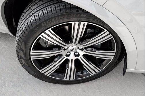 2021 Volvo XC90 T6 Inscription 7 Passenger for sale in Grapevine, TX - image 12