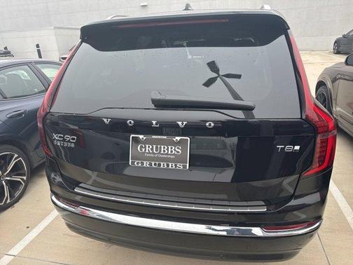2025 Volvo XC90 Plug-In Hybrid T8 Ultra 7-Seater