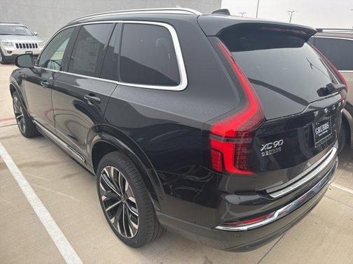 2025 Volvo XC90 Plug-In Hybrid T8 Ultra 7-Seater