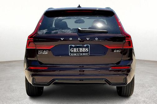 2026 Volvo XC60 B5 Ultra