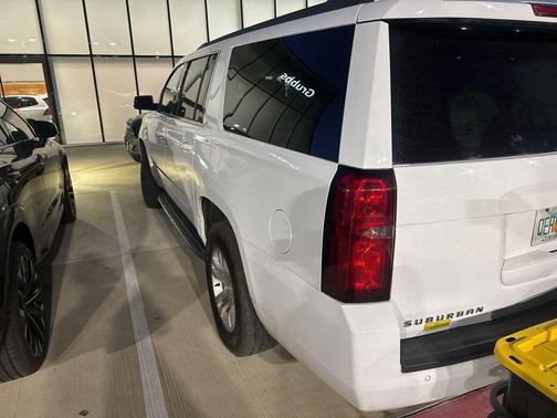 2020 Chevrolet Suburban LT
