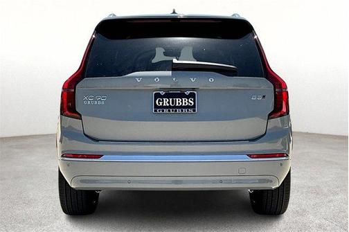 2025 Volvo XC90 B5 Plus 7-Seater