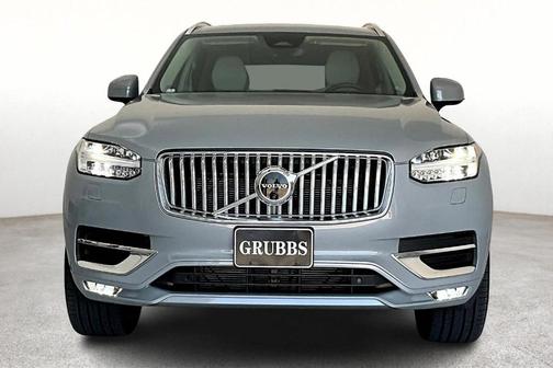 2025 Volvo XC90 B6 Plus 7-Seater