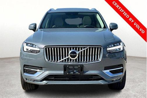 2022 Volvo XC90 T6 Inscription 7 Passenger