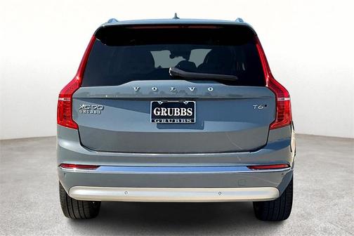 2022 Volvo XC90 T6 Inscription 7 Passenger