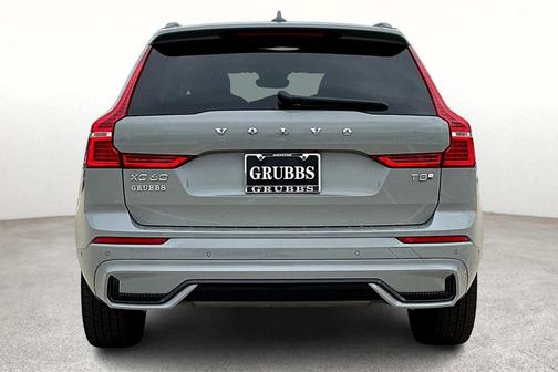 2025 Volvo XC60 Plug-In Hybrid T8 Plus