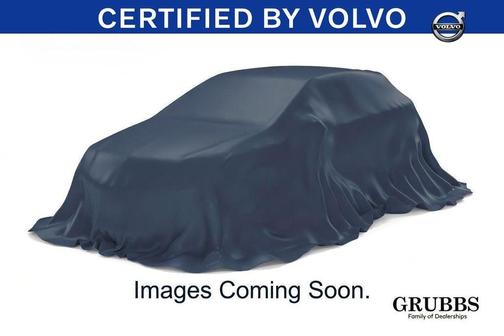 2023 Volvo XC40 B4 Plus Bright Theme