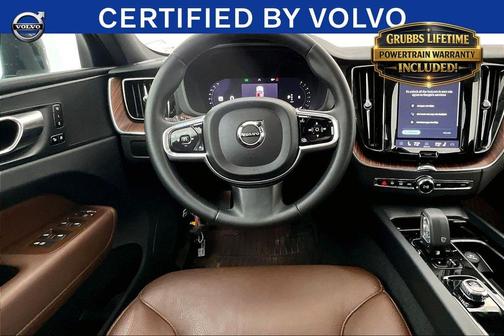 Onyx Black Metallic 2023 Volvo XC60 B5 Plus Bright Theme
