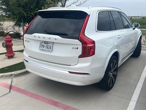 2024 Volvo XC90 B6 Plus Bright Theme 7-Seater