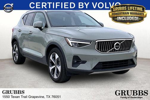Sage Green Metallic 2025 Volvo XC40 B5 Plus Bright Theme