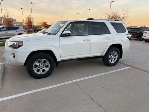 2020 Toyota 4Runner SR5