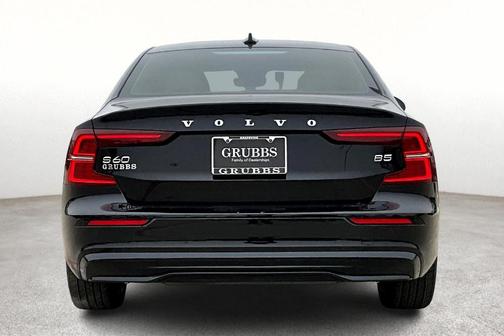 2025 Volvo S60 B5 Core