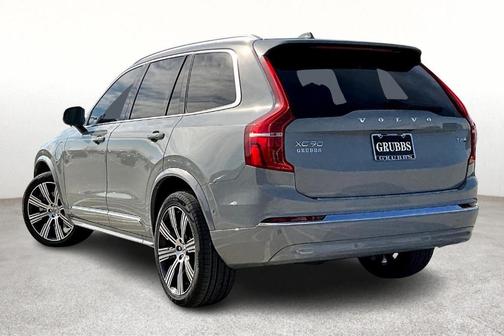 2025 Volvo XC90 Plug-In Hybrid T8 Plus 7-Seater