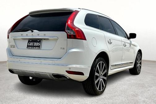 2015 Volvo XC60 T6 Platinum