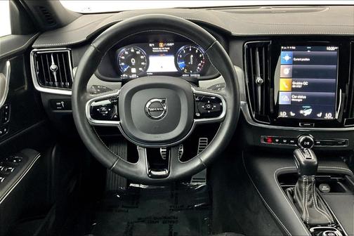 2021 Volvo S90 T6 R-Design