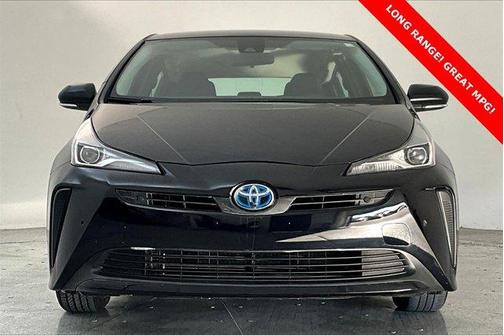 2022 Toyota Prius L