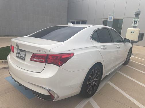 2018 Acura TLX V6 w/Technology Package
