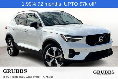 2026 Volvo XC40 B4 Plus