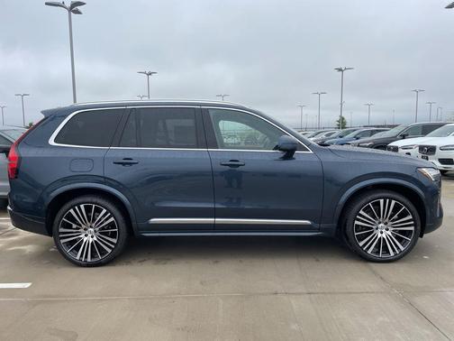 2025 Volvo XC90 ULTRA