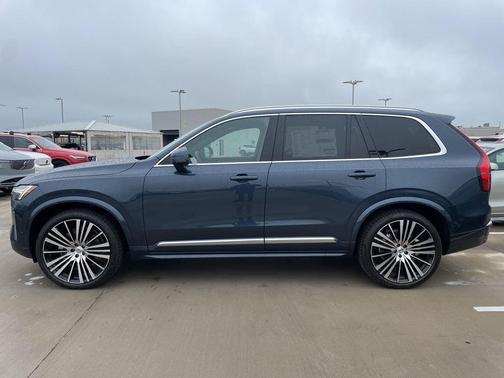 2025 Volvo XC90 ULTRA